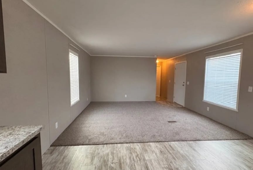 Building Photo - 180 W Orleans Ct