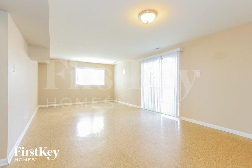 Building Photo - 4302 Applewood Ln