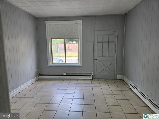 Building Photo - 436 Pierce St