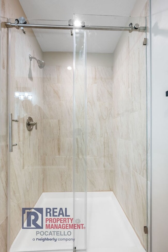 Building Photo - Brand New Construction 4 Bed 3.5 House - 2...