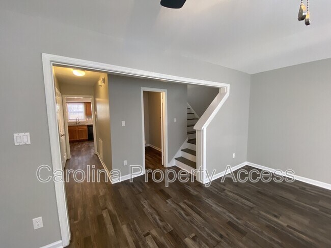 Building Photo - 505 Avent Ferry Rd