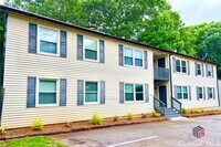 Building Photo - 117 Mark Twain Cir
