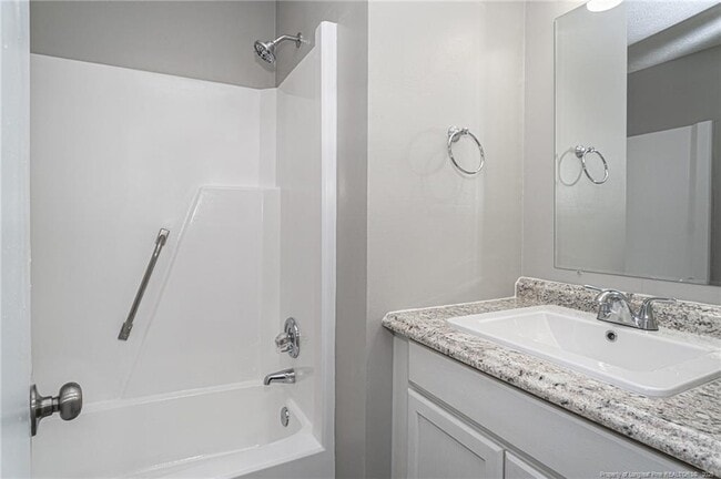 Building Photo - 5717 Aftonshire Dr