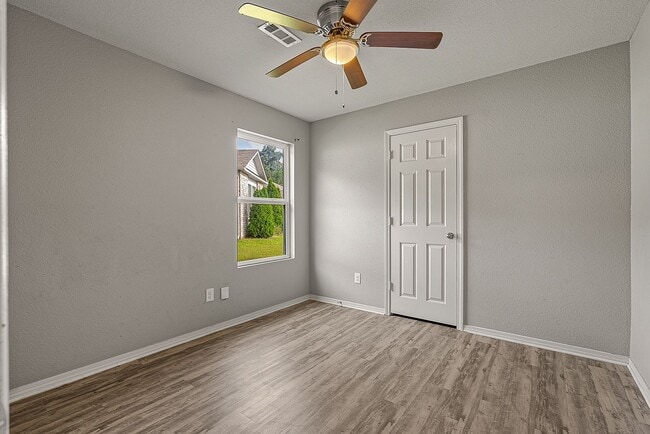 Building Photo - 2533 Judes Ct