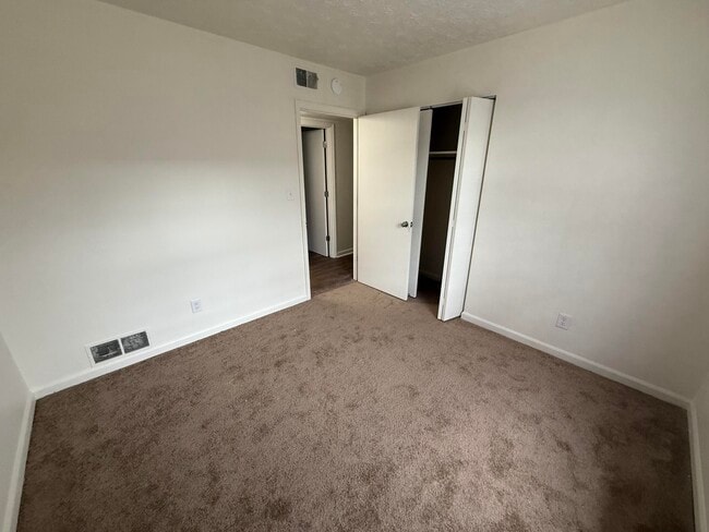 Building Photo - 752 Gatehouse Pl