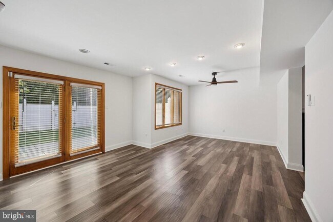 Building Photo - 128 Granite Hill Ct