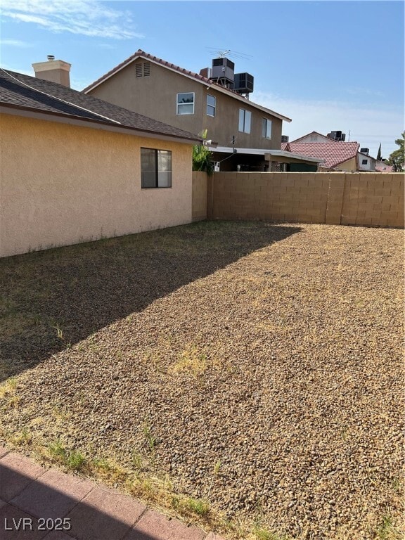 Building Photo - 3941 Avocado Dr
