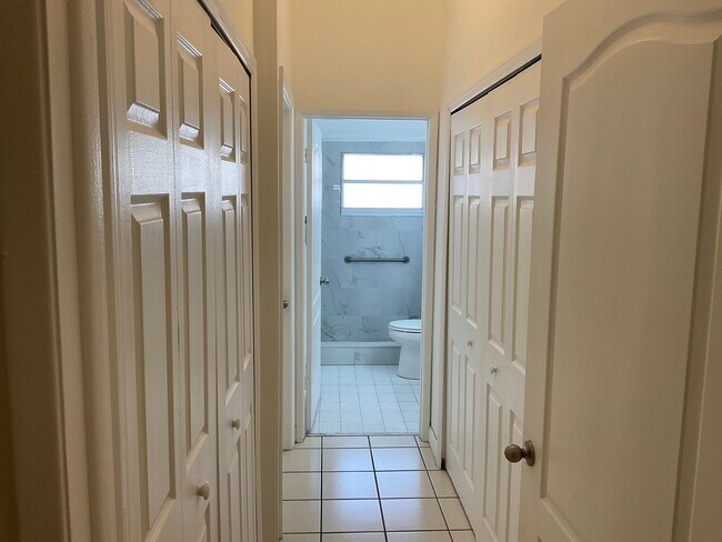 Building Photo - 15328 SW 77th Ln