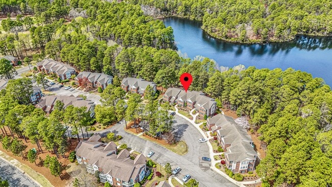 Building Photo - 1733 Woodbrooke Dr