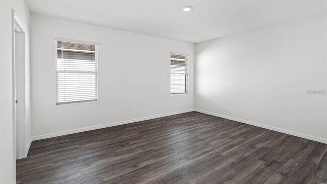 Building Photo - 1628 Hummingbird Rd