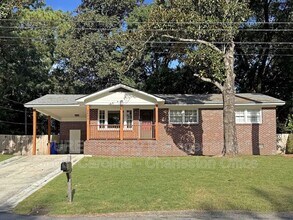 Building Photo - 2640 Orchid Ave