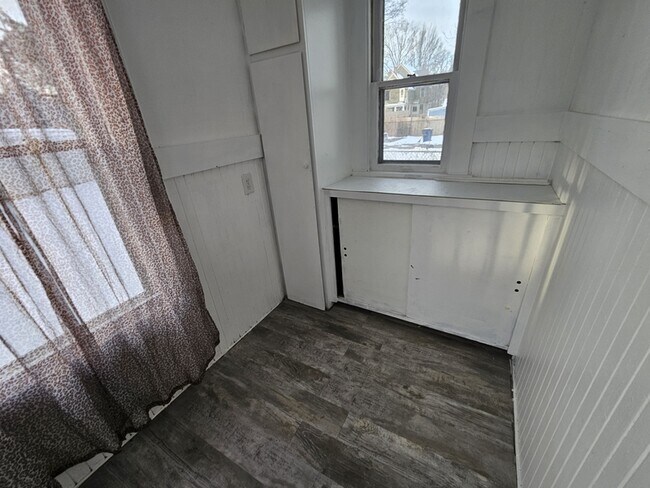 Building Photo - 3788 W 34th St