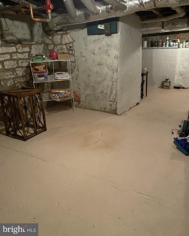 Building Photo - 6 E Cecil St