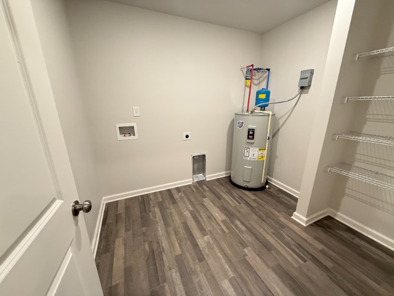 Building Photo - 213 Lowell Ave