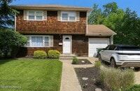 Building Photo - 9 Brown Pl