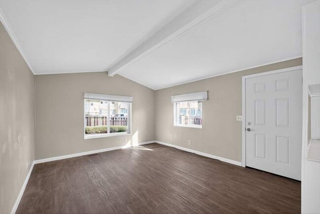 Building Photo - 157 1st Ave