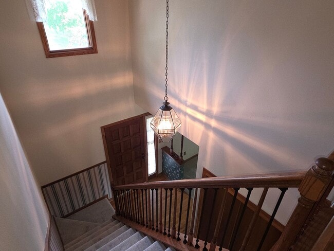 Building Photo - 4 bedroom home in Pleasant Prairie