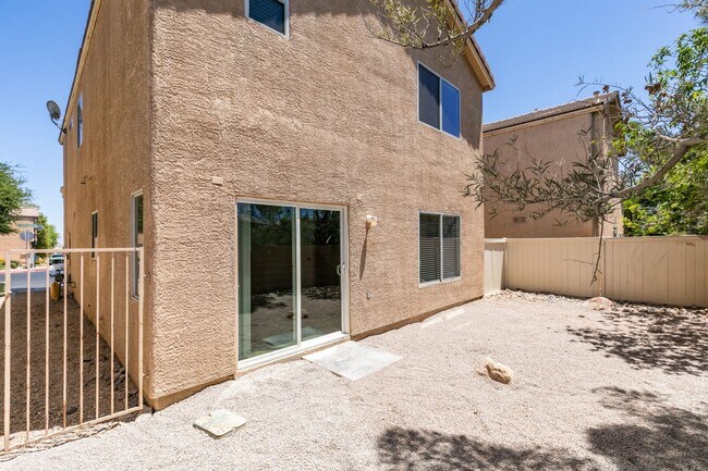 Building Photo - 8433 Spencer Canyon St