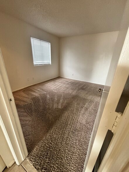 Building Photo - 700 W University Dr