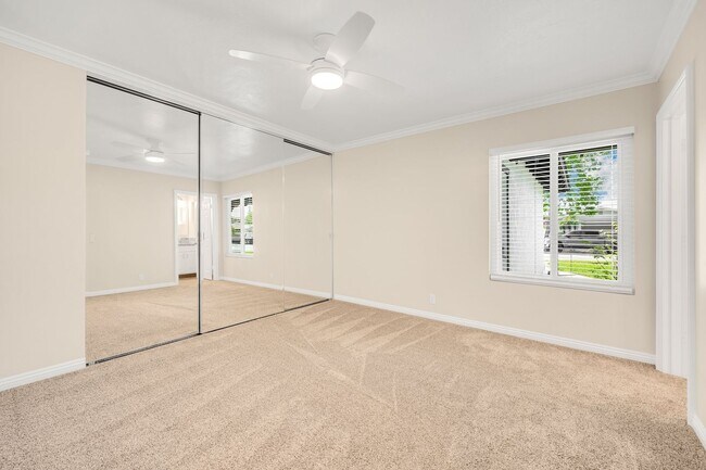 Building Photo - Charming La Habra Corner Lot Home.  4 Bedrooms & 2 Bath