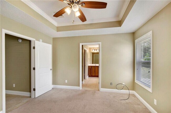 Building Photo - 123 Southwinds Dr