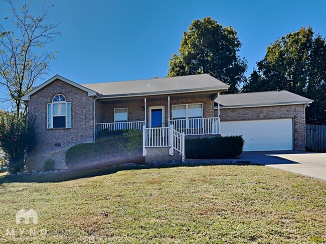 Building Photo - 207 Lake Forest Dr