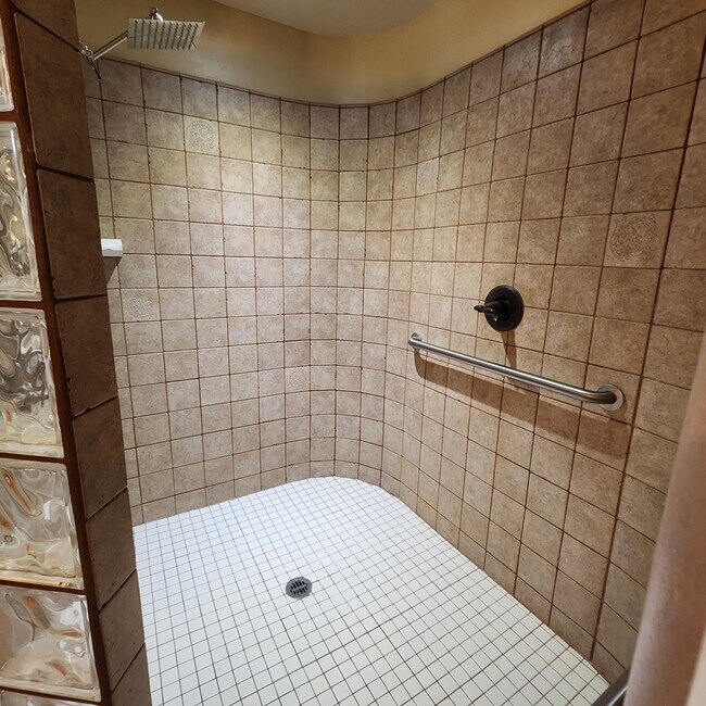 Building Photo - 35665 Caballero Dr