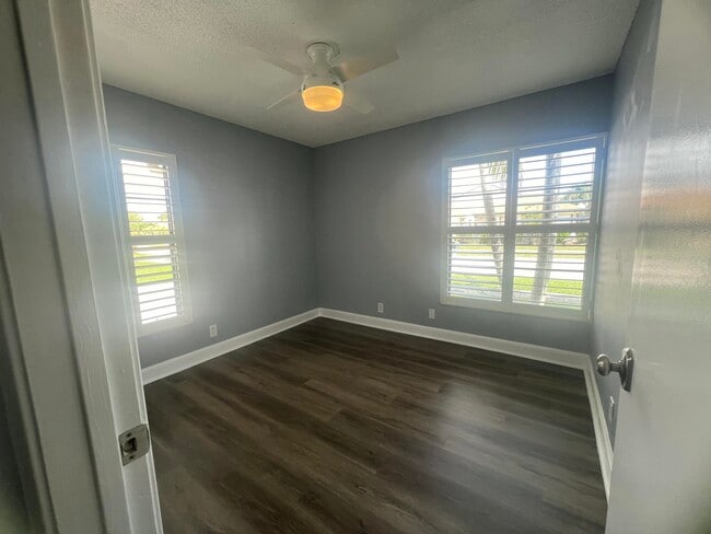 Building Photo - 21023 Rustlewood Ave