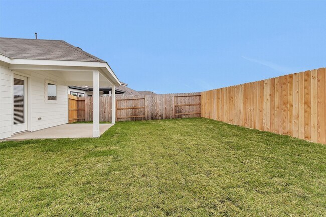 Building Photo - 40723 Mostyn Lake Dr