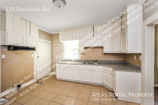 Building Photo - 120 Railroad Ave