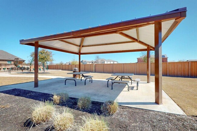 Building Photo - 17308 Crazy Arm Rd