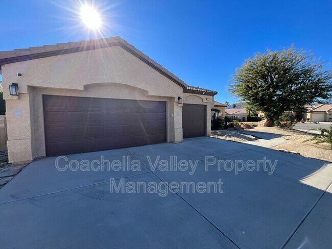 Building Photo - 79175 Latigo Cir