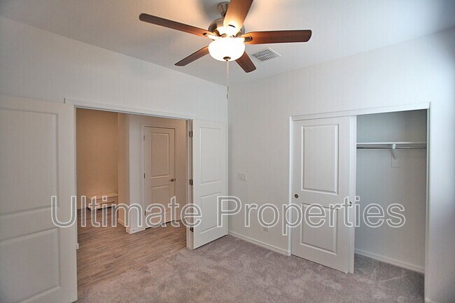 Building Photo - 12624 W Nogales Dr