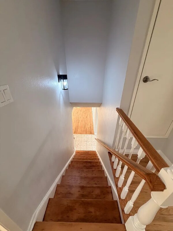 Building Photo - 5373 Cumberland Dr