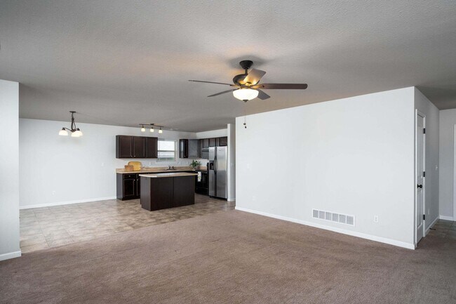 Building Photo - 5803 Abercorn Dr
