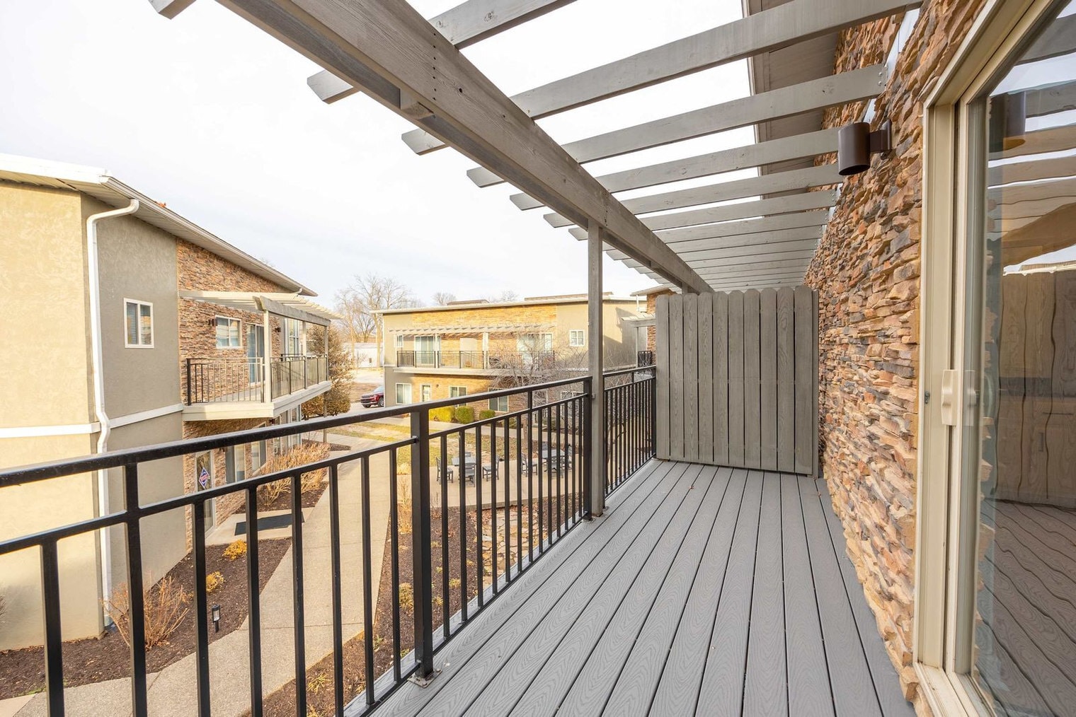 Building Photo - 512 SW B St