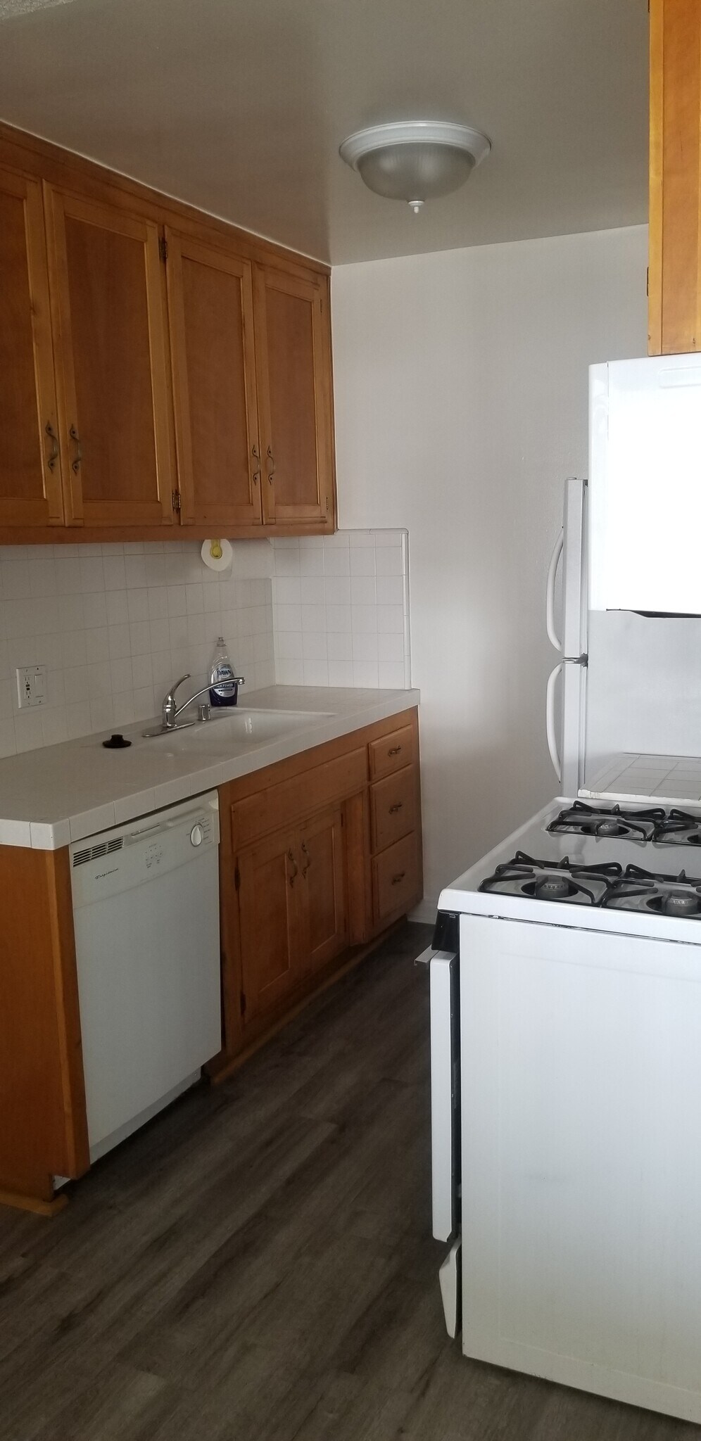 Kitchen - 3622 Dunn Dr