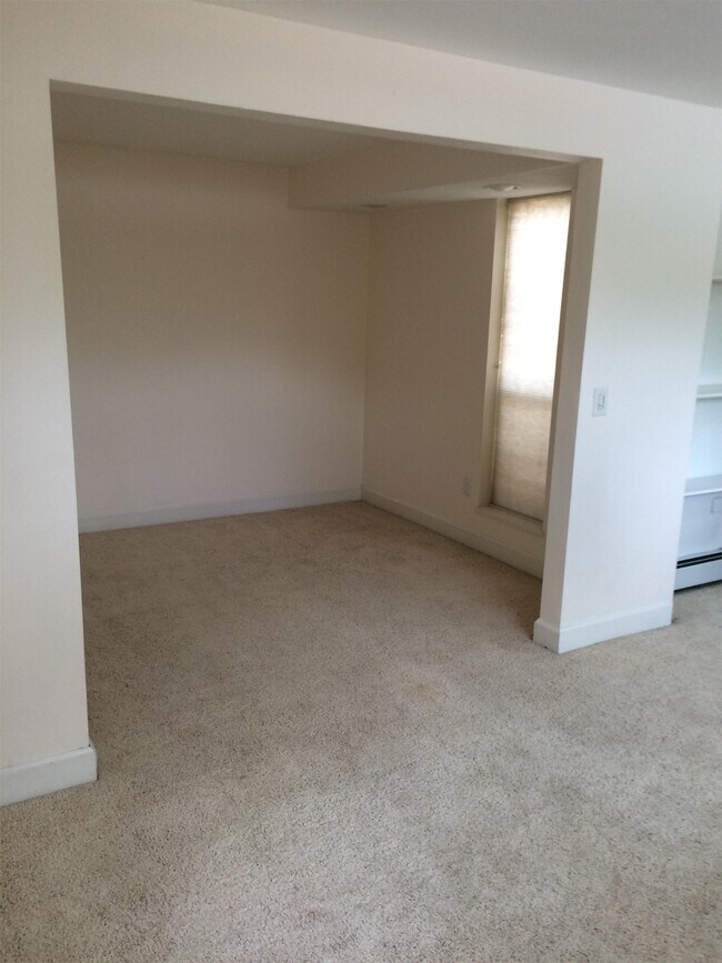 Building Photo - 701 Pearl St