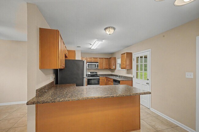 Building Photo - 560 N 72nd Ave