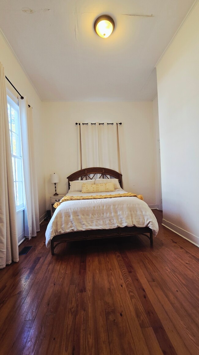 Building Photo - 13333 W Main St