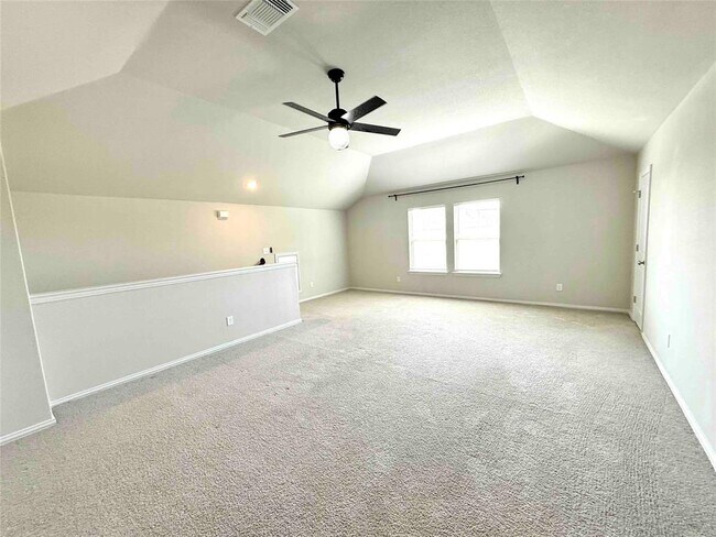 Building Photo - 301 Bright Star Ln