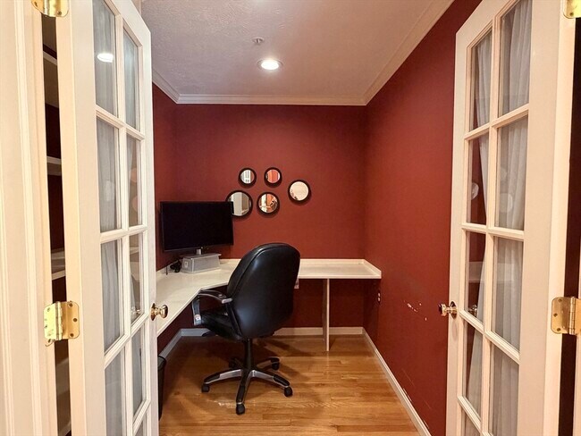 Building Photo - 7 Conant Rd