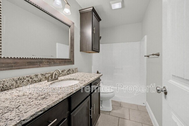Building Photo - 3418 Ballam St