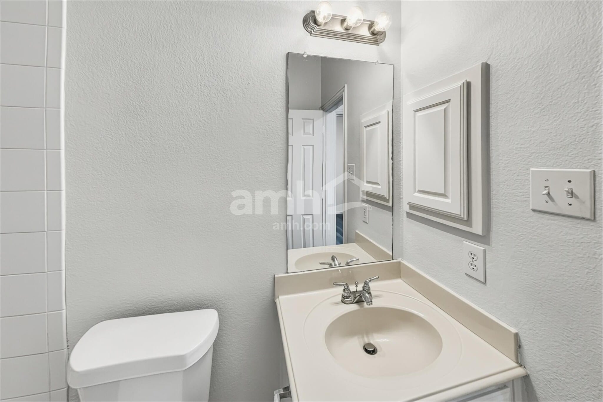 Building Photo - 1009 Atlanta Dr