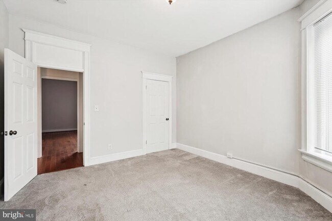 Building Photo - 150 Seaton Pl NW