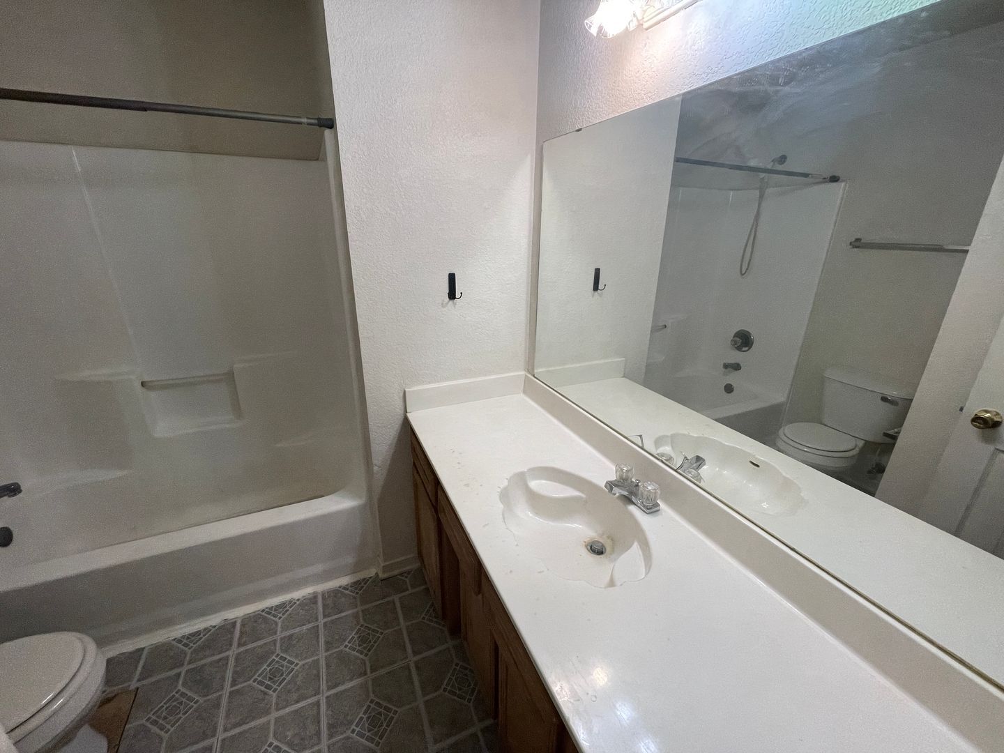 Building Photo - 211 N 3rd St