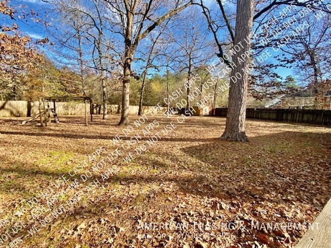 Building Photo - 8 La Costa Cir