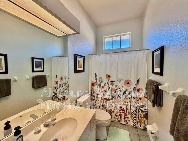 Building Photo - 572 Catalina Isles Cir