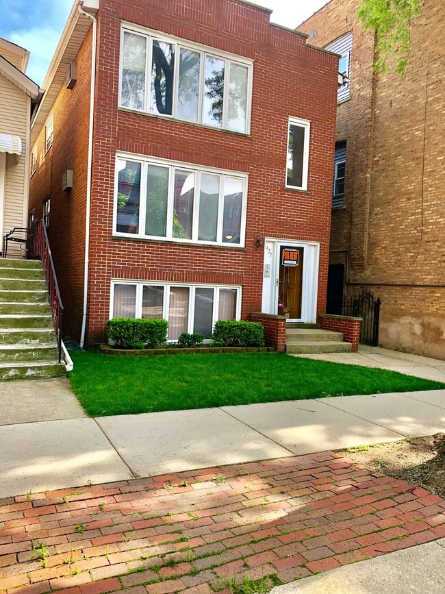 Building Photo - 1427 W Lexington St