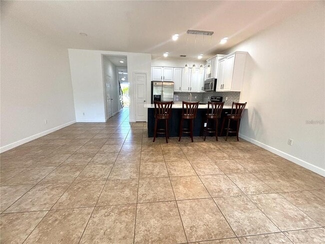 Building Photo - 1041 Honey Blossom Dr